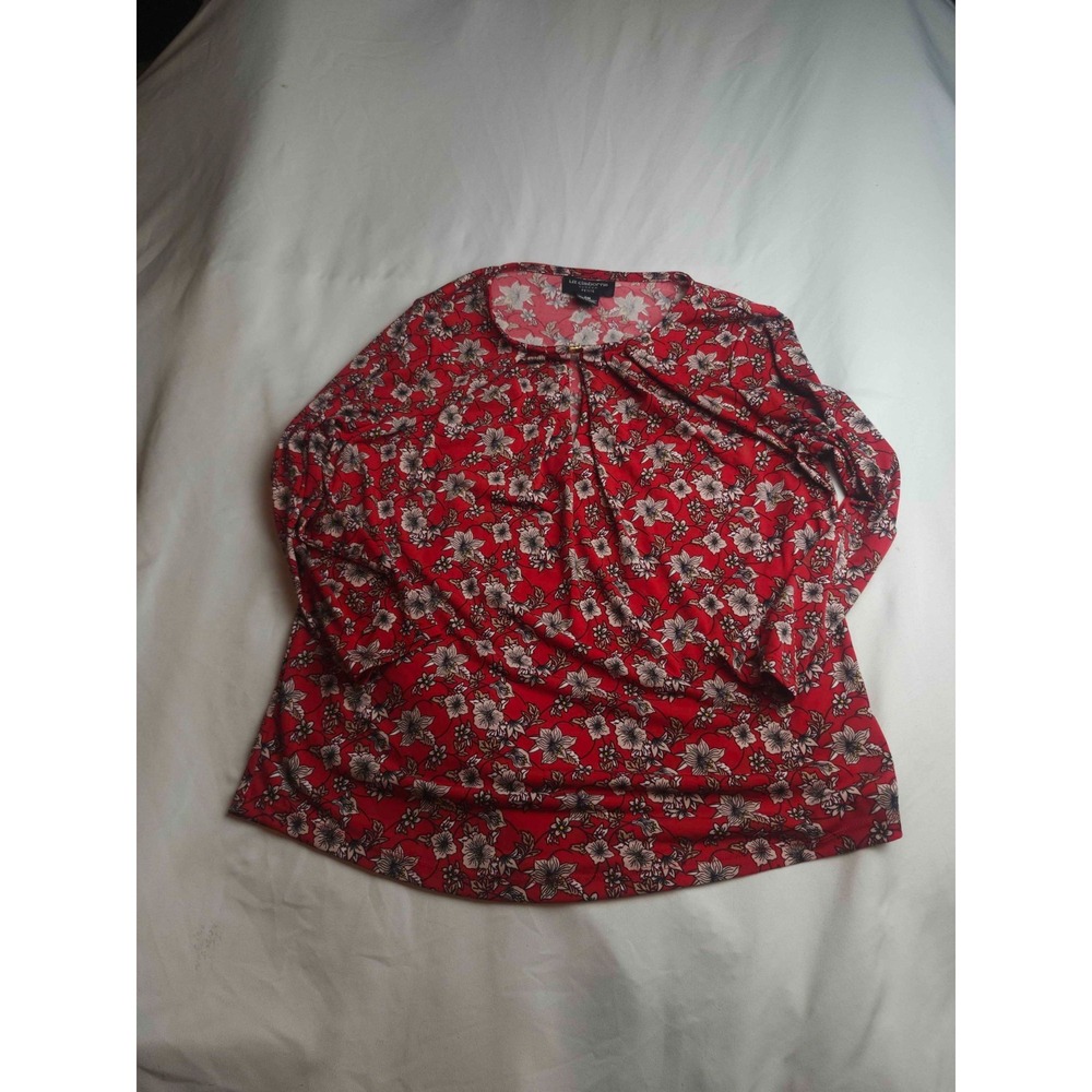 Liz Claiborne Career Blouse Womens Size PM Red Floral Knit Long Sleeve Office